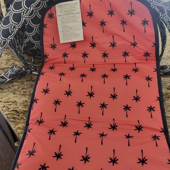 Ju-Ju-Be Legacy Collection B.F.F. Convertible Diaper Bag - Picture 7 of 9